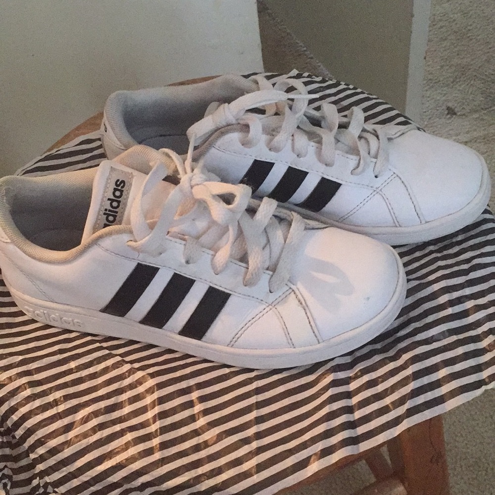 ADIDAS Shoes 👟